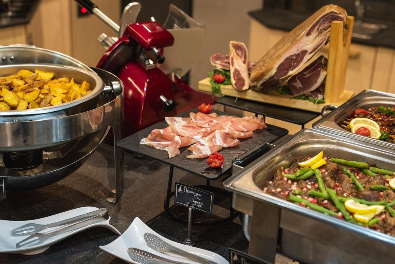 ולינגראד Hotel Arte Spa & Park מראה חיצוני תמונה A chafing dish