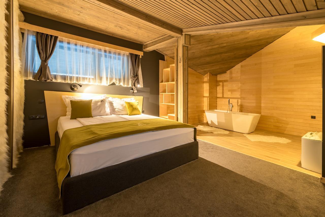 ולינגראד Hotel Arte Spa & Park מראה חיצוני תמונה A room at the hotel